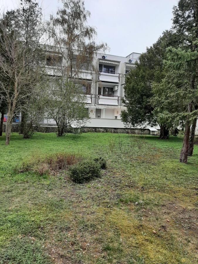 Clara Apartman Csopak Exteriör bild